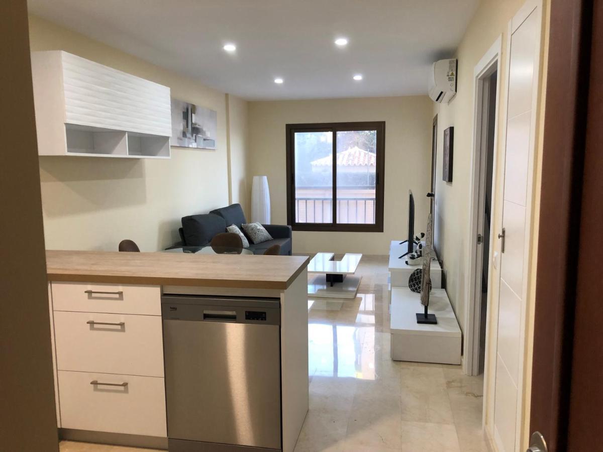 Moderno Apartamento En Primera Linea Paseo Maritimo Fuengirola Exteriör bild