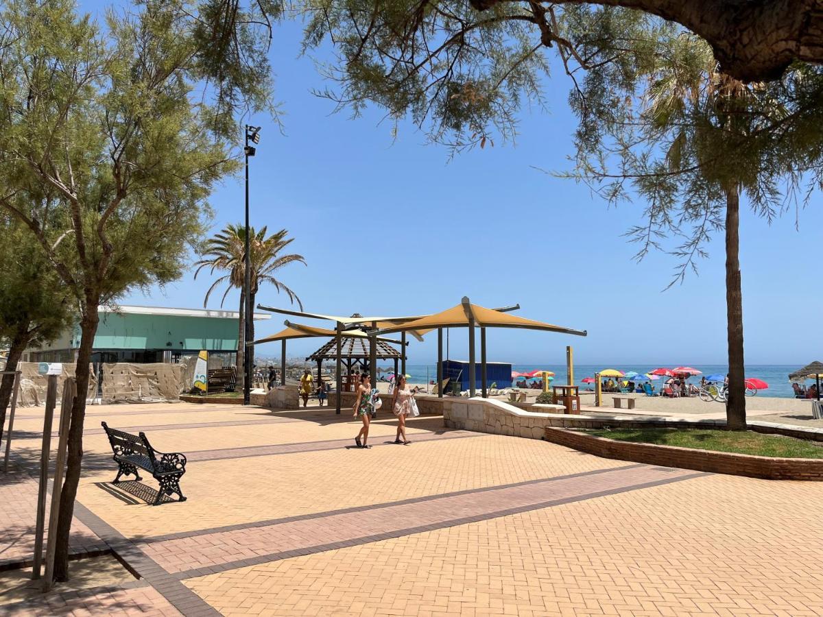 Moderno Apartamento En Primera Linea Paseo Maritimo Fuengirola Exteriör bild