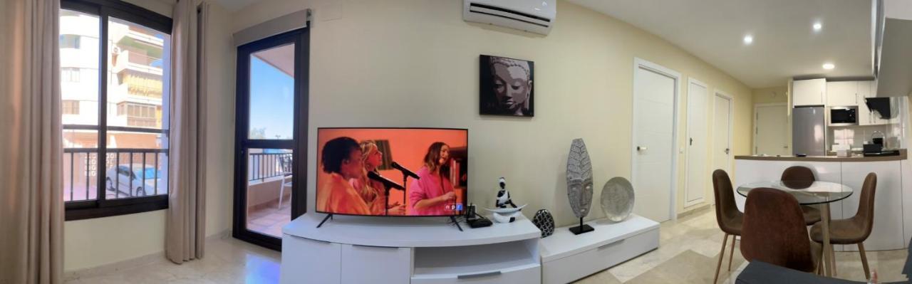 Moderno Apartamento En Primera Linea Paseo Maritimo Fuengirola Exteriör bild
